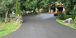 Professional Driveway Paving  in New Middletown, OH